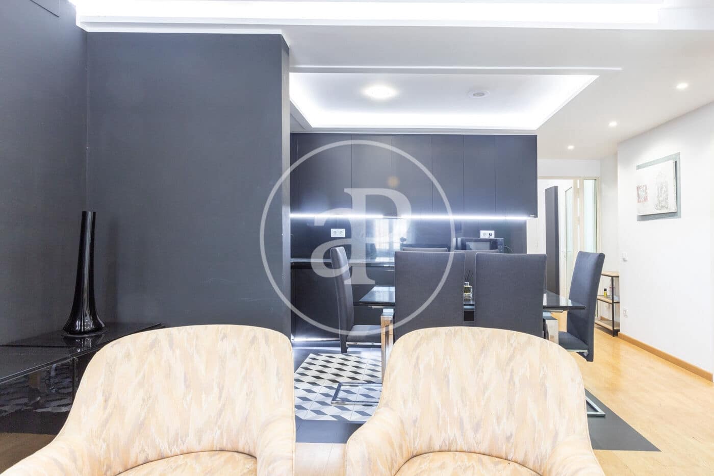 Appartement de 3 chambres à louer à Barcelone ville - 2 700 € (Ref: 8726176)