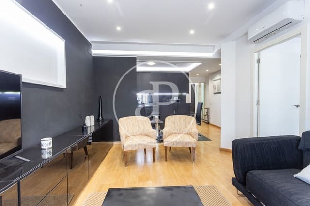 Appartement de 3 chambres à louer à La Dreta de L'Eixample, Barcelone ville - 2 700 € (Ref: 8726176)