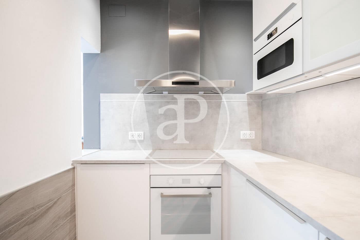 Villa/Maison de 3 chambres à louer à Barcelone ville avec piscine - 3 550 € (Ref: 8726189)