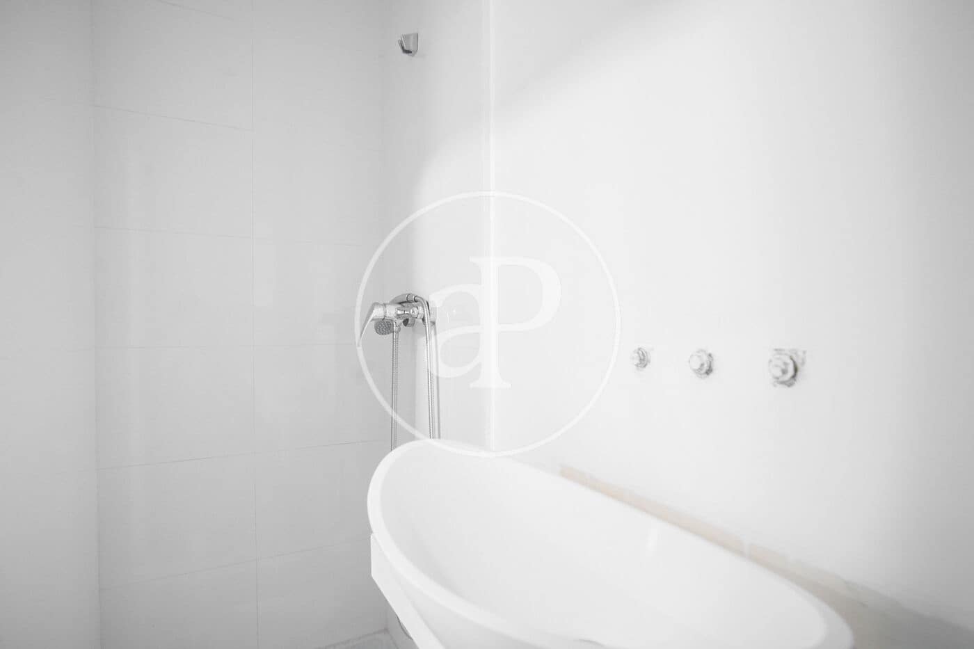 Villa/Maison de 3 chambres à louer à Barcelone ville avec piscine - 3 550 € (Ref: 8726189)