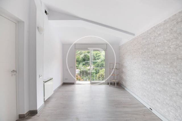 Chalet de 3 habitaciones en Sarrià, Barcelona ciudad en alquiler con piscina - 3.550 € (Ref: 8726189)