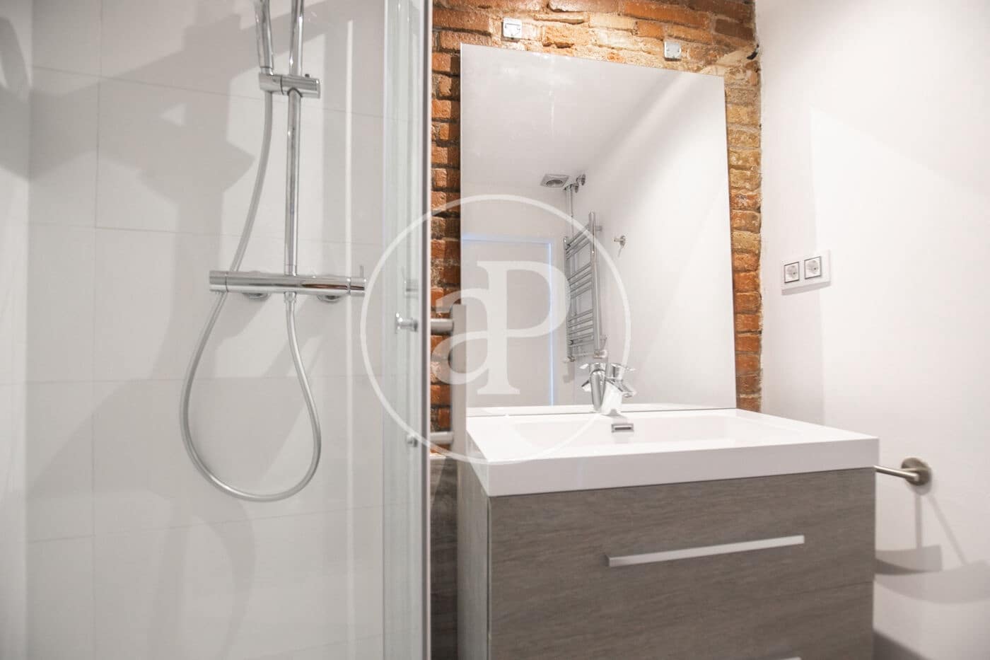 Villa/Maison de 3 chambres à louer à Barcelone ville avec piscine - 3 550 € (Ref: 8726189)