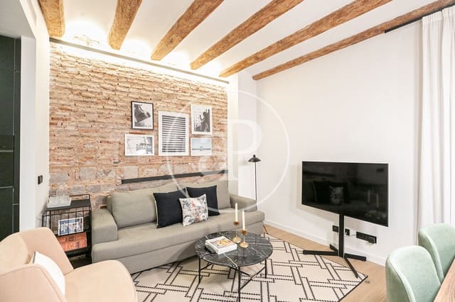 1 slaapkamer Appartement te huur in El Barri Gòtic, Barcelona stad - € 2.100 (Ref: 8726202)