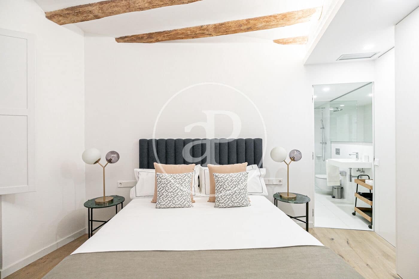 1 soverom Leilighet til leie i Barcelona by - € 2 100 (Ref: 8726202)