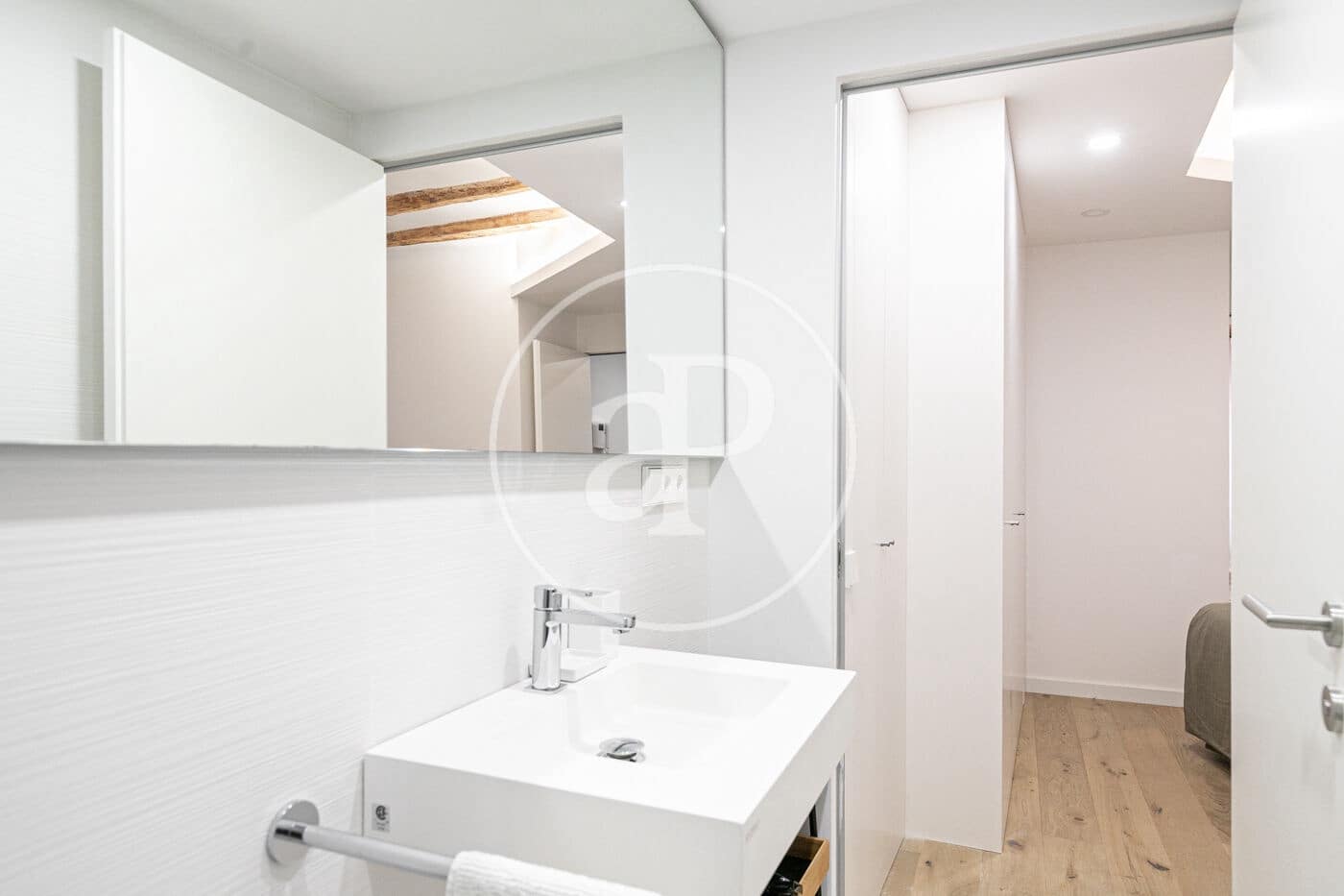 1 soverom Leilighet til leie i Barcelona by - € 2 100 (Ref: 8726202)