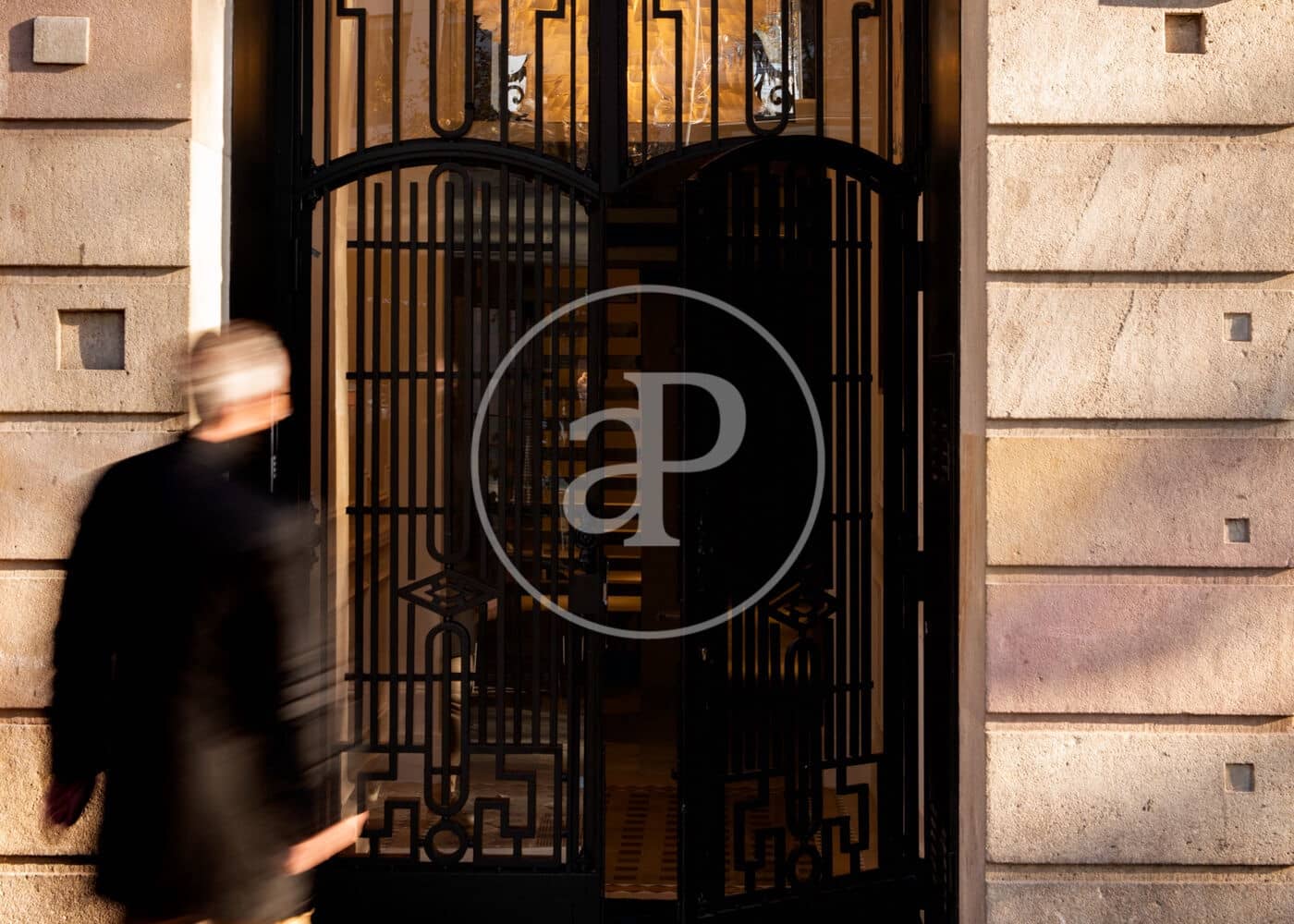 3 soveværelse Lejlighed til leje i Barcelona by med swimmingpool - € 15.000 (Ref: 8726206)