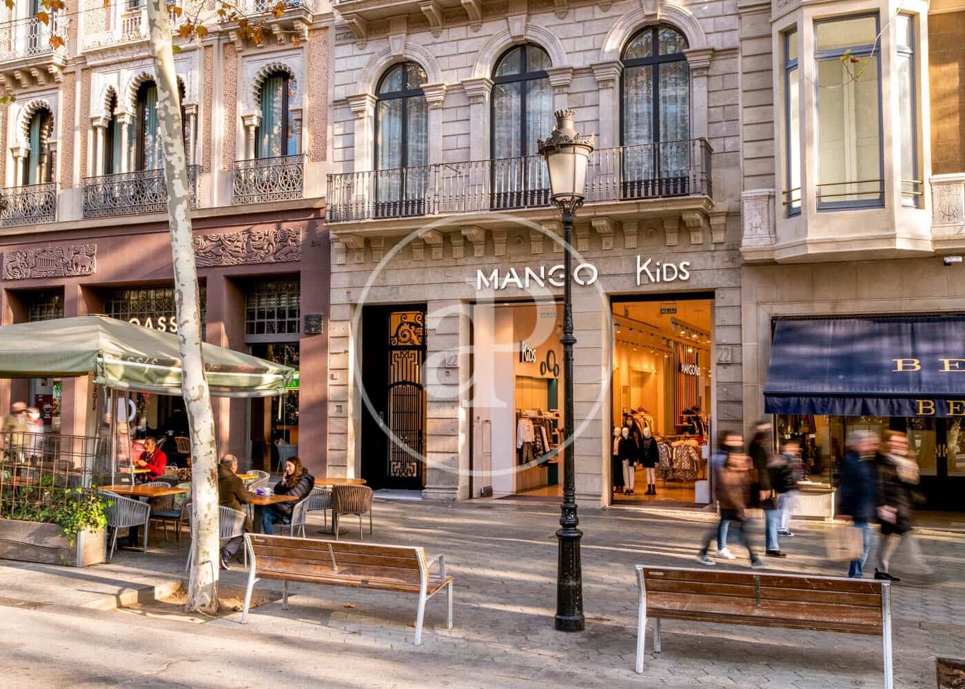 2 slaapkamer Appartement te huur in Barcelona stad met zwembad - € 10.000 (Ref: 8726207)