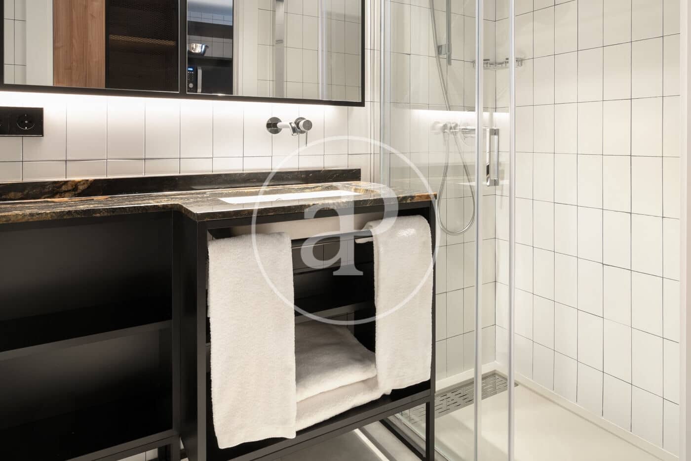 1 soveværelse Lejlighed til leje i Barcelona by med swimmingpool - € 1.565 (Ref: 8726213)