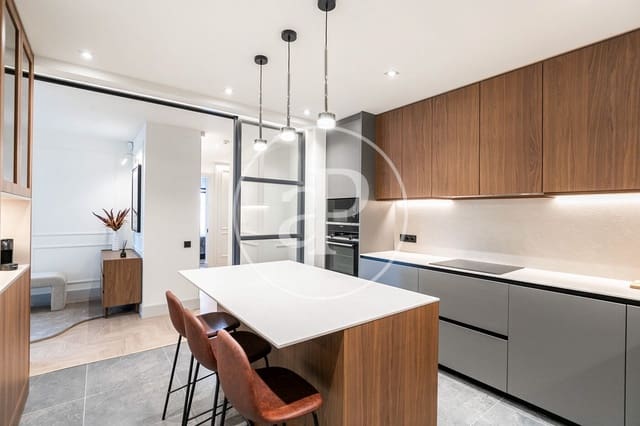 4 bedroom Apartment for rent in La Dreta de L'Eixample, Barcelona city - € 12,000 (Ref: 8726215)