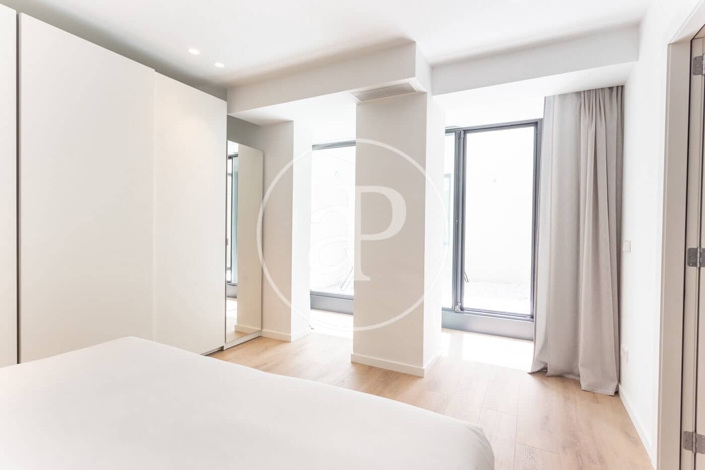 3 sypialnia Apartament do wynajęcia w Miasto Barcelona - 8 300 € (Ref: 8726221)