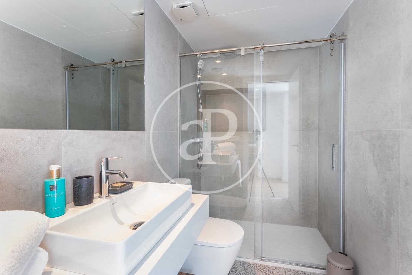 3 sypialnia Apartament do wynajęcia w Miasto Barcelona - 8 300 € (Ref: 8726221)