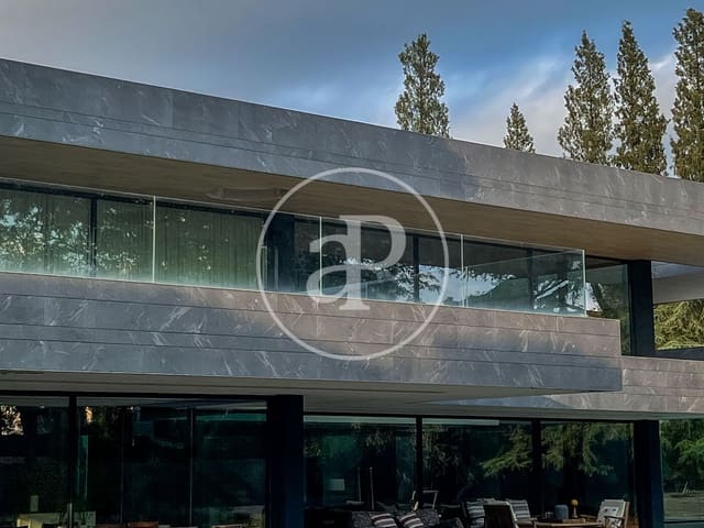 6 bedroom Villa for rent in Valldoreix, Sant Cugat del Vallès with pool - € 25,000 (Ref: 8726222)