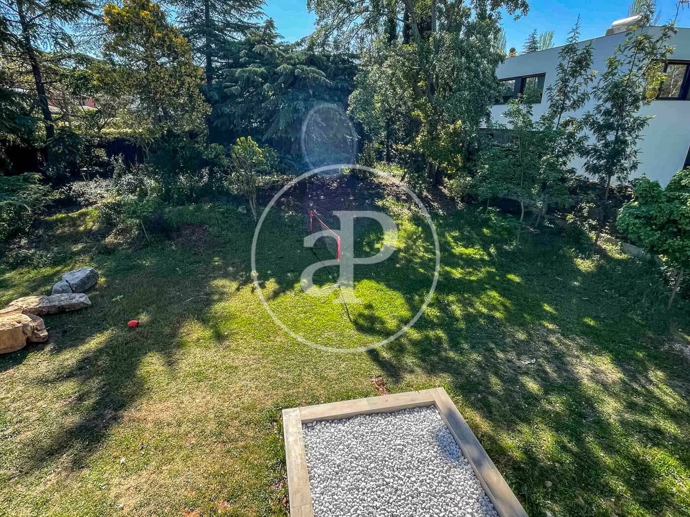 6 bedroom Villa for rent in Valldoreix with pool - € 25,000 (Ref: 8726222)