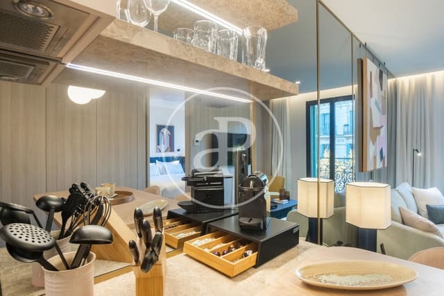 1 soveværelse Lejlighed til leje i La Dreta de L'Eixample, Barcelona by med swimmingpool - € 3.950 (Ref: 8726224)