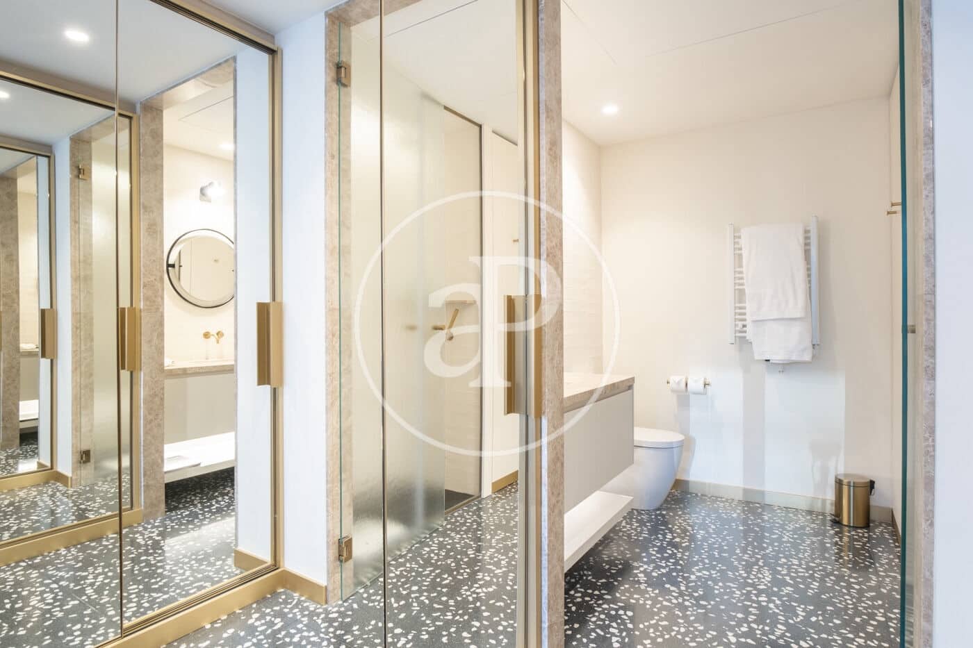 1 quarto Apartamento para arrendar em Barcelona cidade com piscina - 3 950 € (Ref: 8726224)