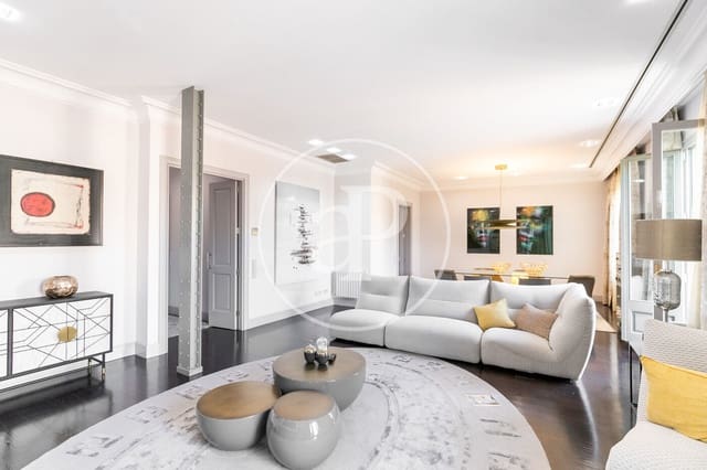 4 soveværelse Lejlighed til leje i La Dreta de L'Eixample, Barcelona by - € 14.000 (Ref: 8726227)