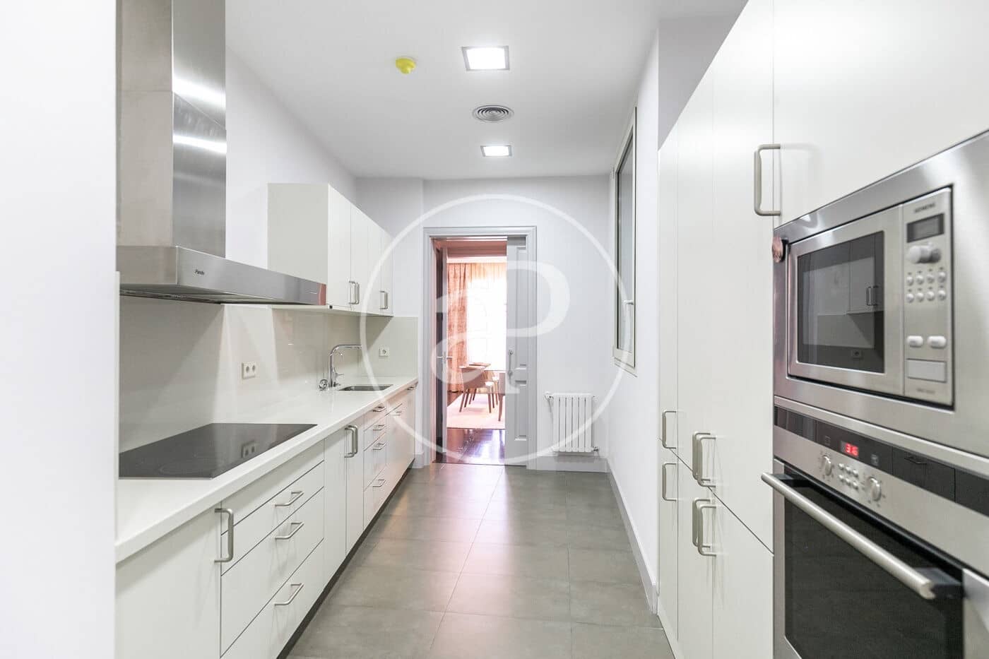 4 sypialnia Apartament do wynajęcia w Miasto Barcelona - 14 000 € (Ref: 8726227)