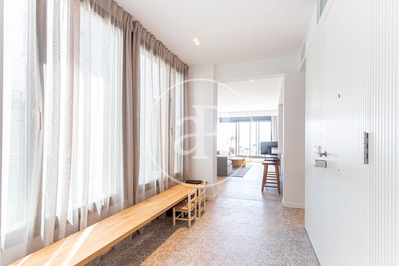 3 bedroom Apartment for rent in Barcelona city - € 8,500 (Ref: 8726231)