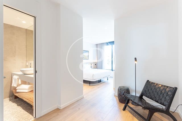 3 bedroom Apartment for rent in La Vila de Gràcia, Barcelona city - € 8,500 (Ref: 8726231)