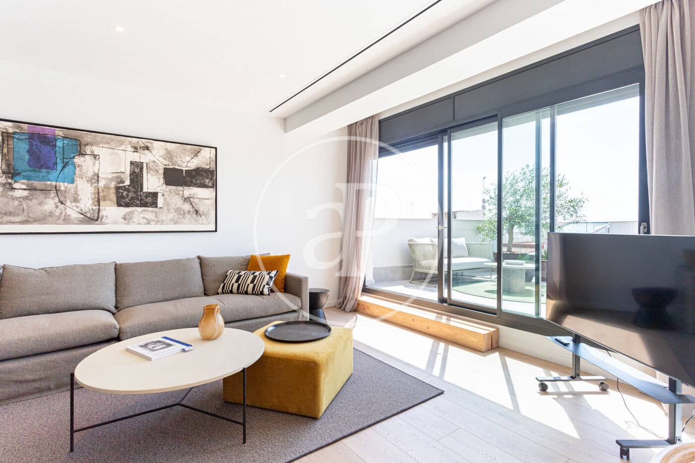 3 bedroom Apartment for rent in Barcelona city - € 8,500 (Ref: 8726231)