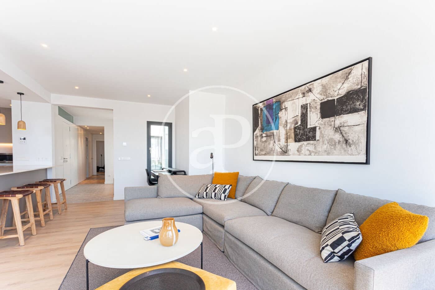 3 bedroom Apartment for rent in Barcelona city - € 8,500 (Ref: 8726231)