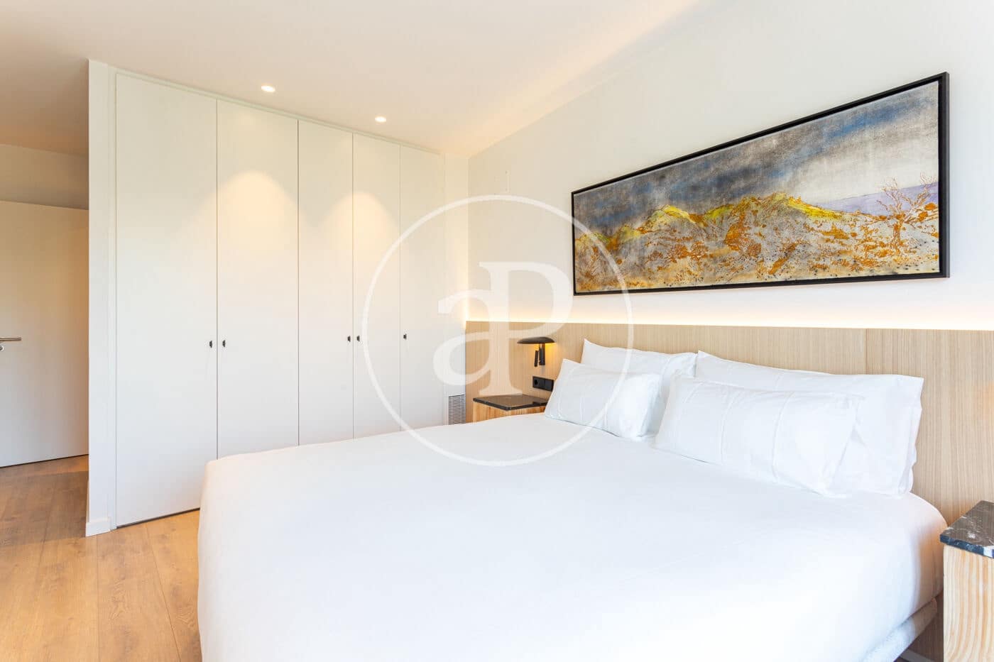 3 bedroom Apartment for rent in Barcelona city - € 8,500 (Ref: 8726231)