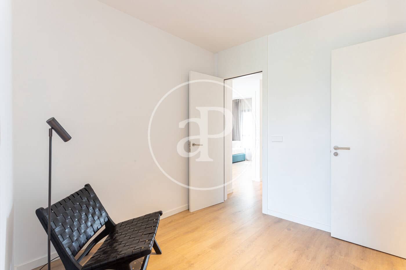 3 bedroom Apartment for rent in Barcelona city - € 8,500 (Ref: 8726231)