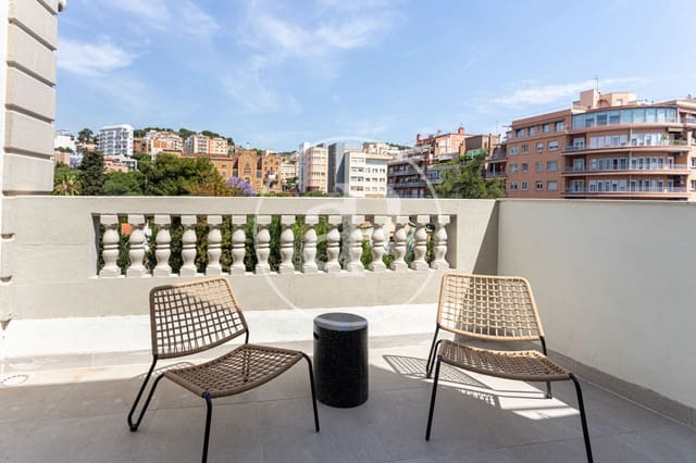 3 bedroom Apartment for rent in La Vila de Gràcia, Barcelona city - € 8,500 (Ref: 8726231)