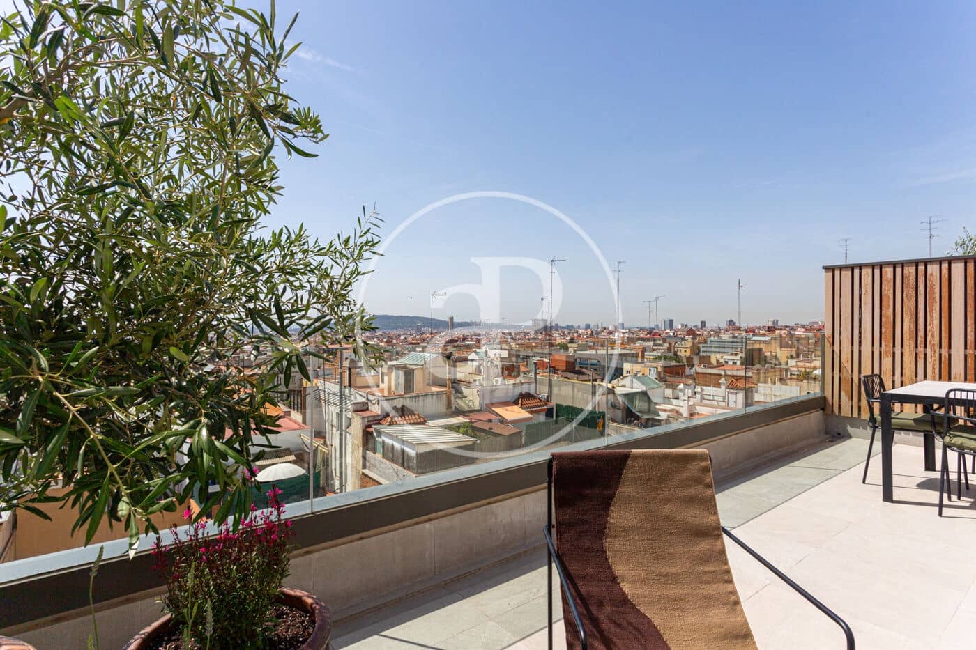 3 bedroom Apartment for rent in Barcelona city - € 8,500 (Ref: 8726231)