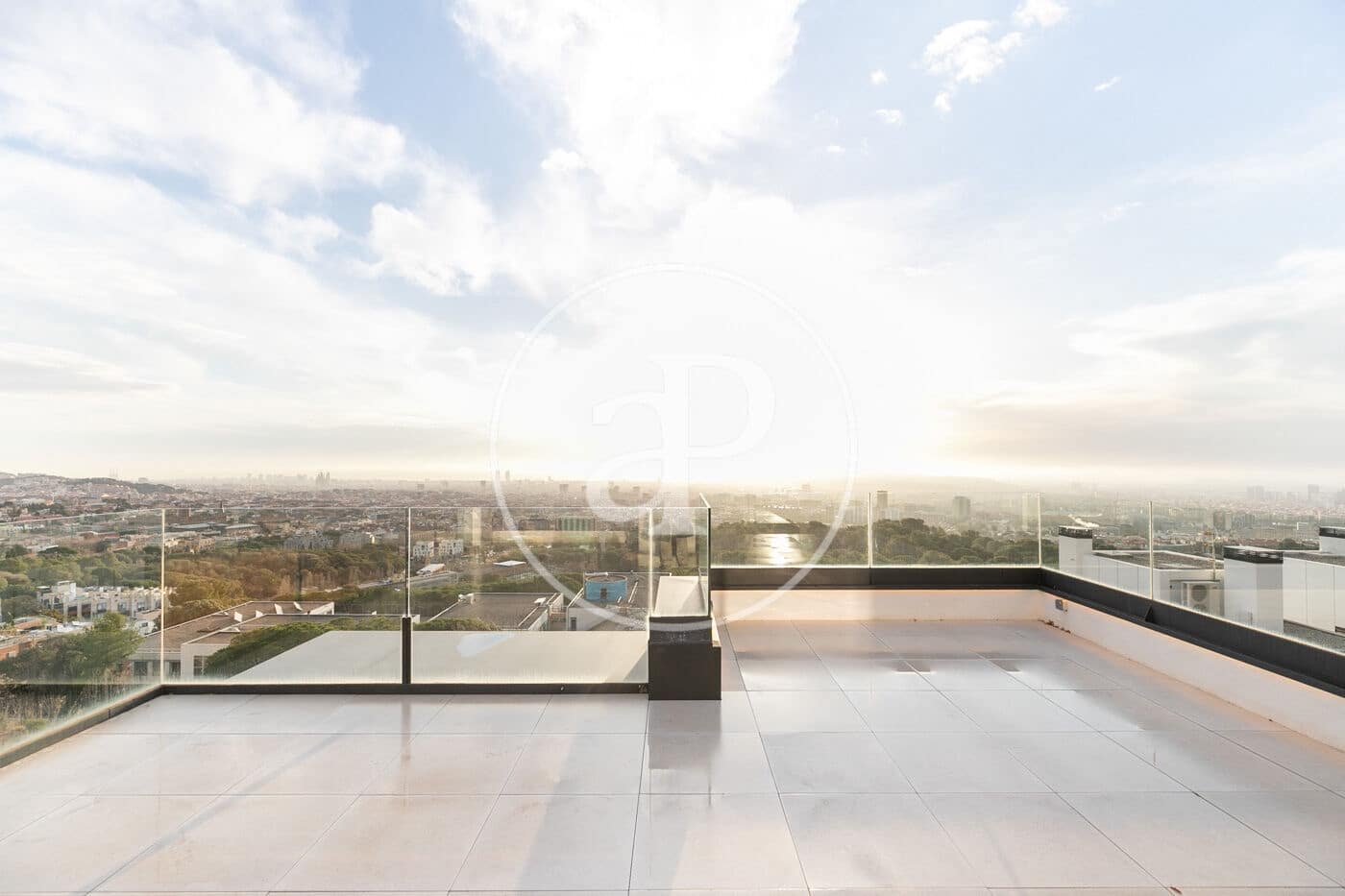 6 slaapkamer Appartement te huur in Barcelona stad met zwembad - € 15.000 (Ref: 8726234)