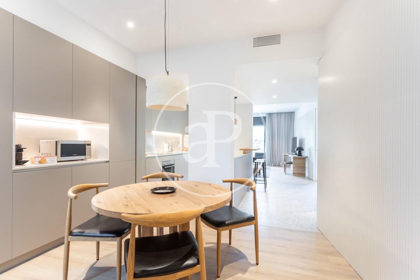 2 soverom Leilighet til leie i Barcelona by - € 4 800 (Ref: 8726238)