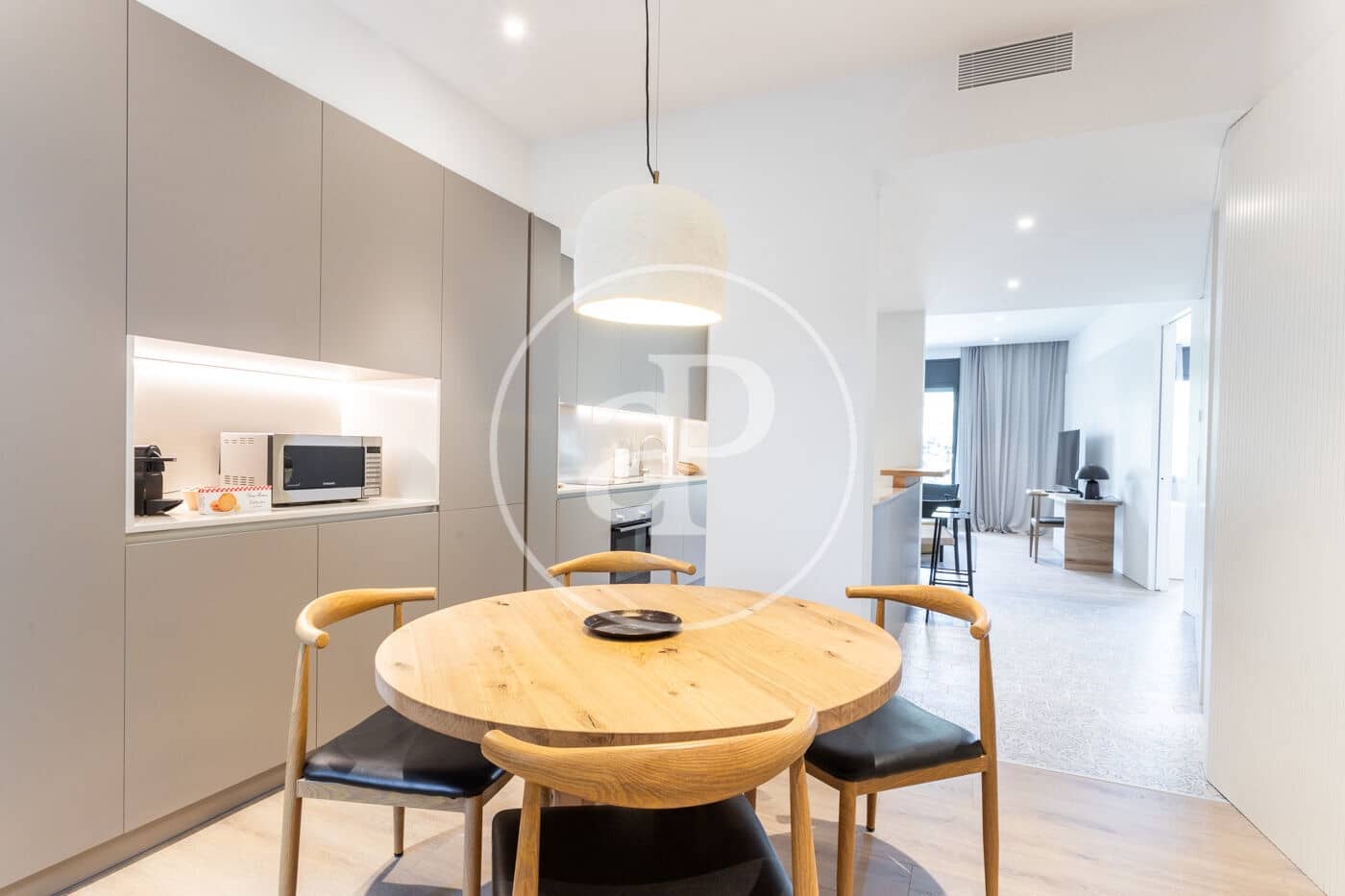 2 soverom Leilighet til leie i Barcelona by - € 4 800 (Ref: 8726238)