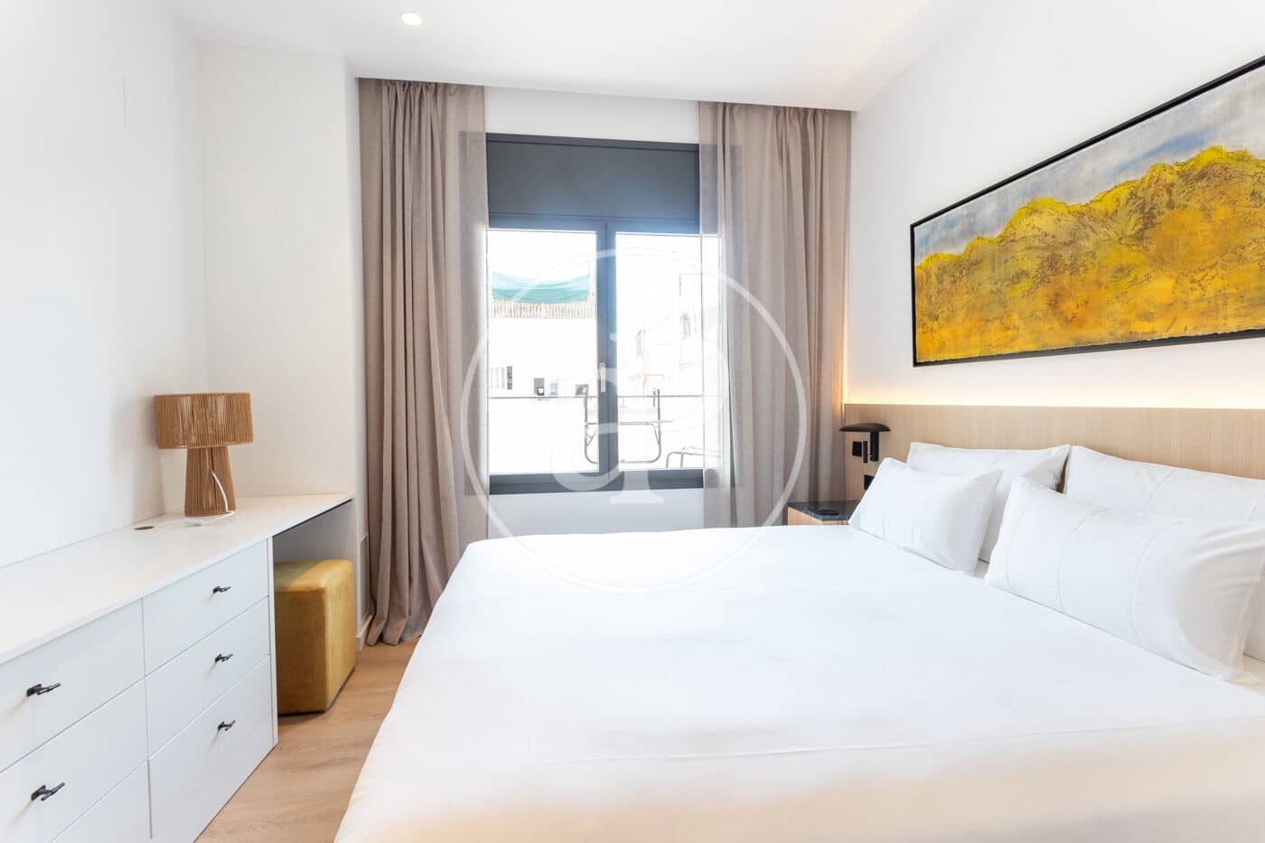 2 soverom Leilighet til leie i Barcelona by - € 4 800 (Ref: 8726238)