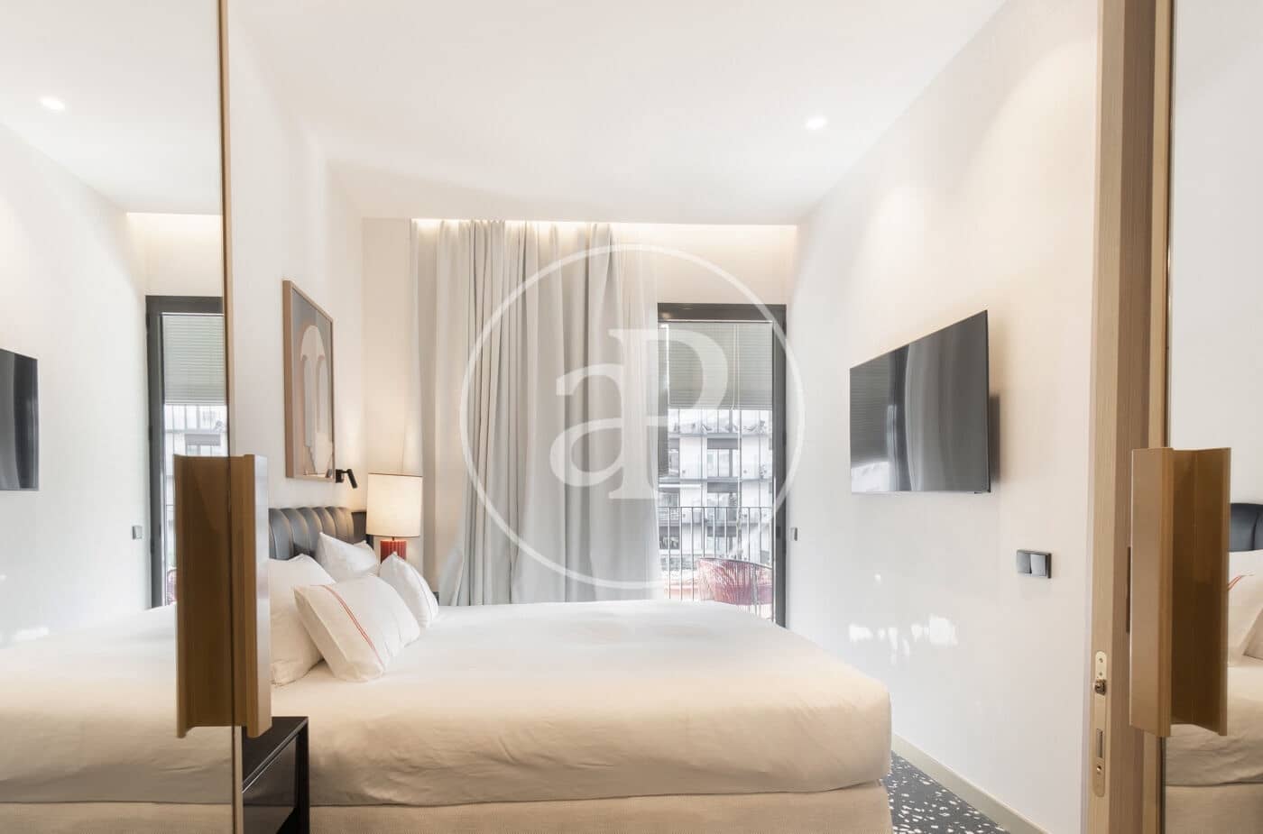 1 bedroom Apartment for rent in Barcelona city with pool - € 3,700 (Ref: 8726243)