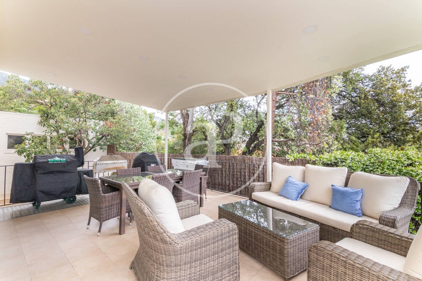 4 bedroom Villa for rent in Barcelona city with pool - € 16,000 (Ref: 8726244)