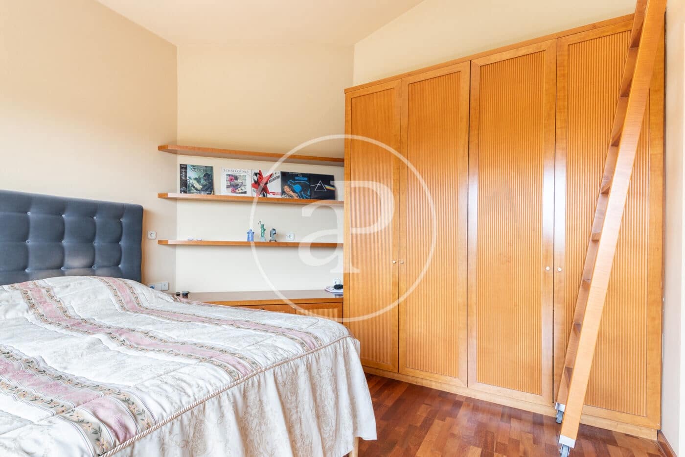 4 bedroom Villa for rent in Barcelona city with pool - € 16,000 (Ref: 8726244)