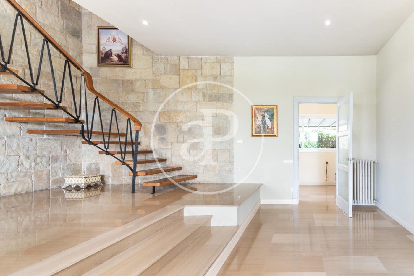 4 bedroom Villa for rent in Barcelona city with pool - € 16,000 (Ref: 8726244)