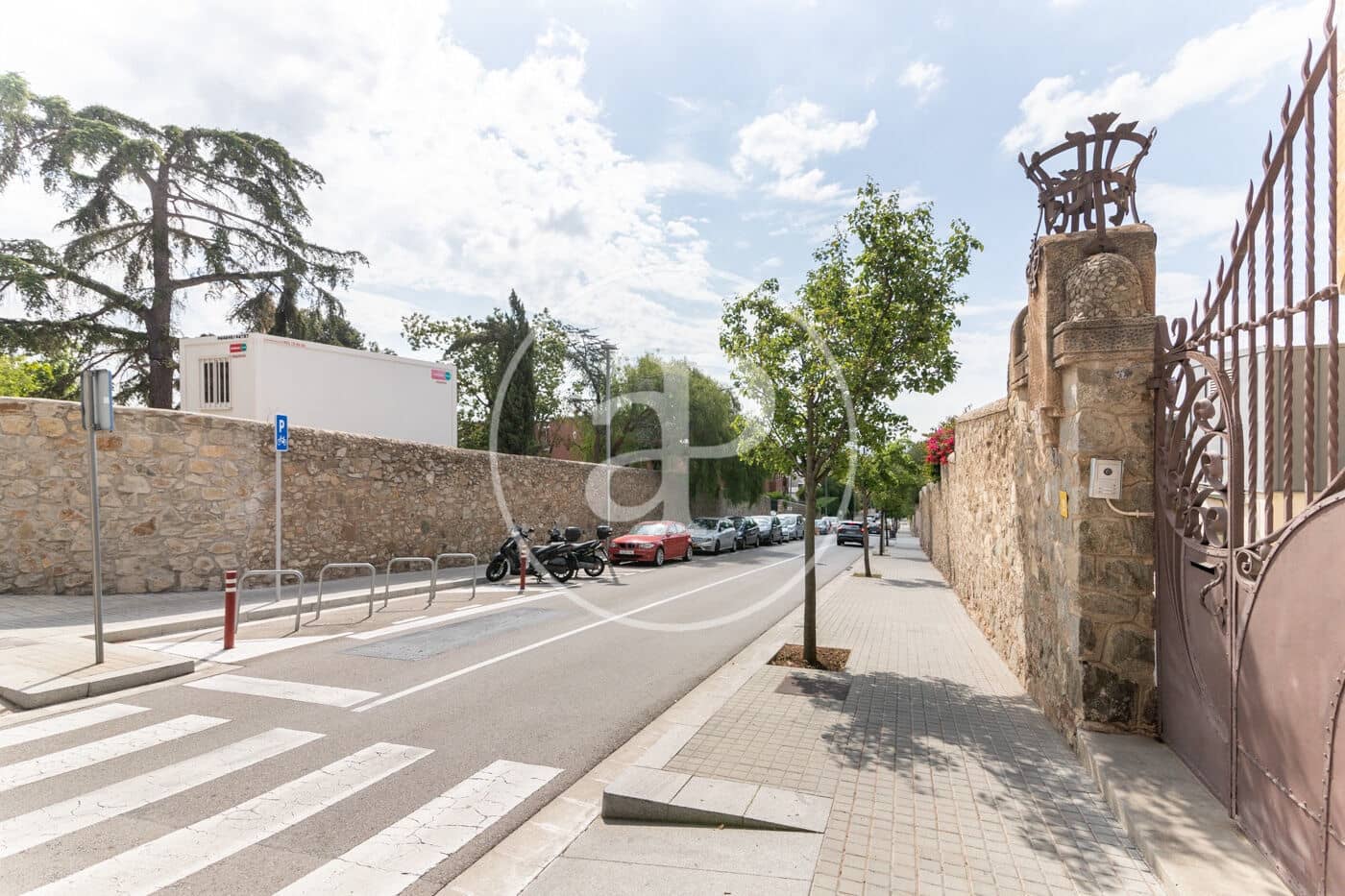 4 bedroom Villa for rent in Barcelona city with pool - € 16,000 (Ref: 8726244)