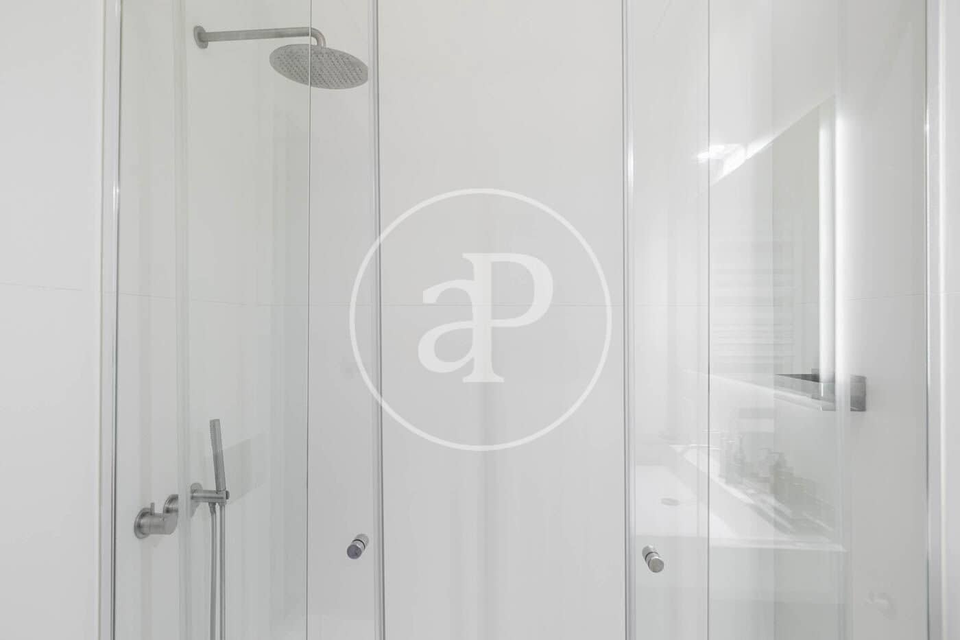 2 camera da letto Appartamento da affittare in Barcelona citta con piscina - 8.000 € (Rif: 8728772)