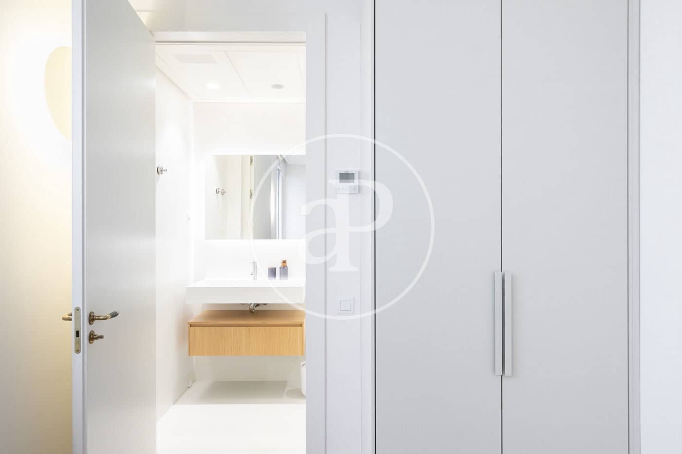 4 bedroom Apartment for rent in Barcelona city with pool - € 18,000 (Ref: 8729823)