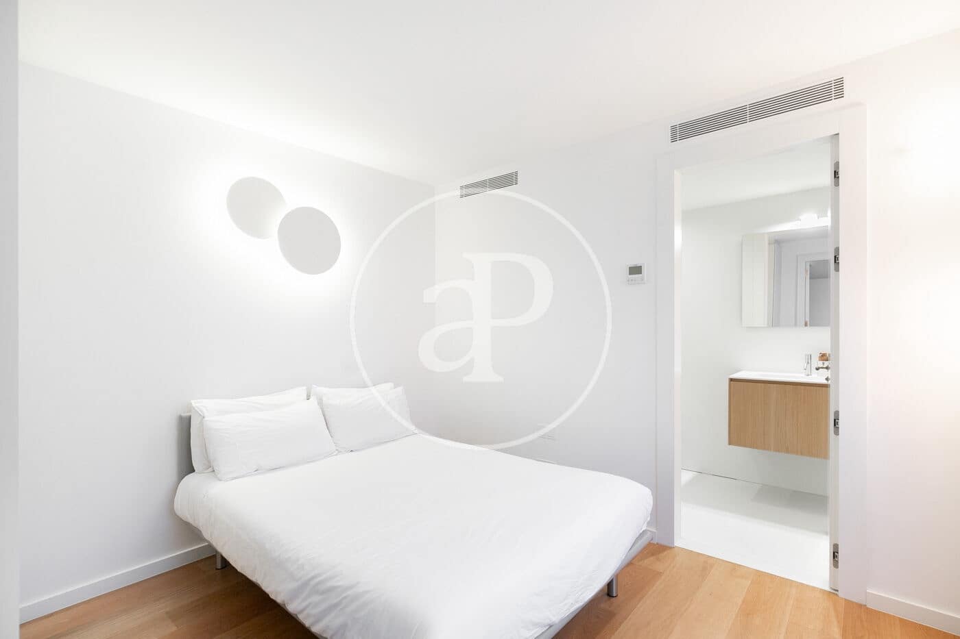 4 bedroom Apartment for rent in Barcelona city with pool - € 18,000 (Ref: 8729823)