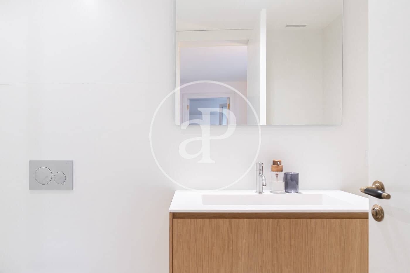 4 bedroom Apartment for rent in Barcelona city with pool - € 18,000 (Ref: 8729823)