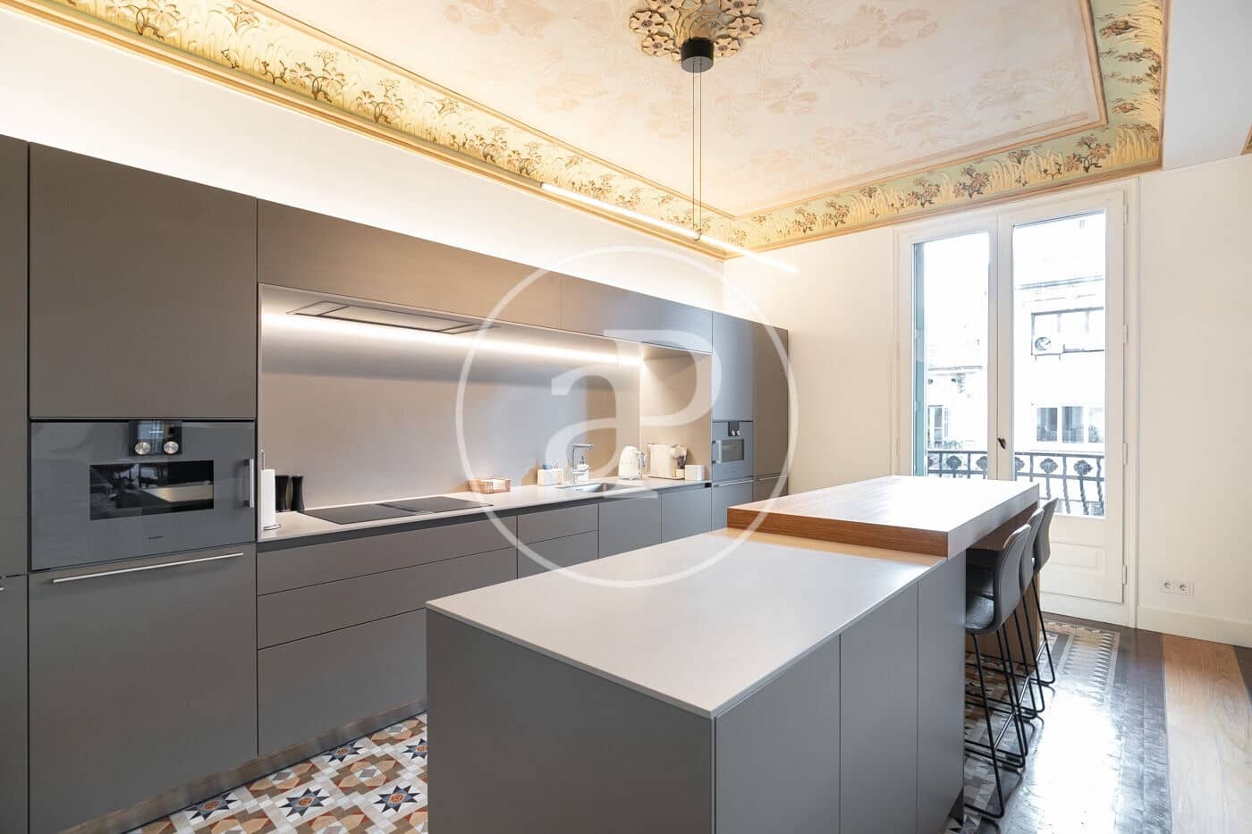 4 bedroom Apartment for rent in Barcelona city with pool - € 18,000 (Ref: 8729823)