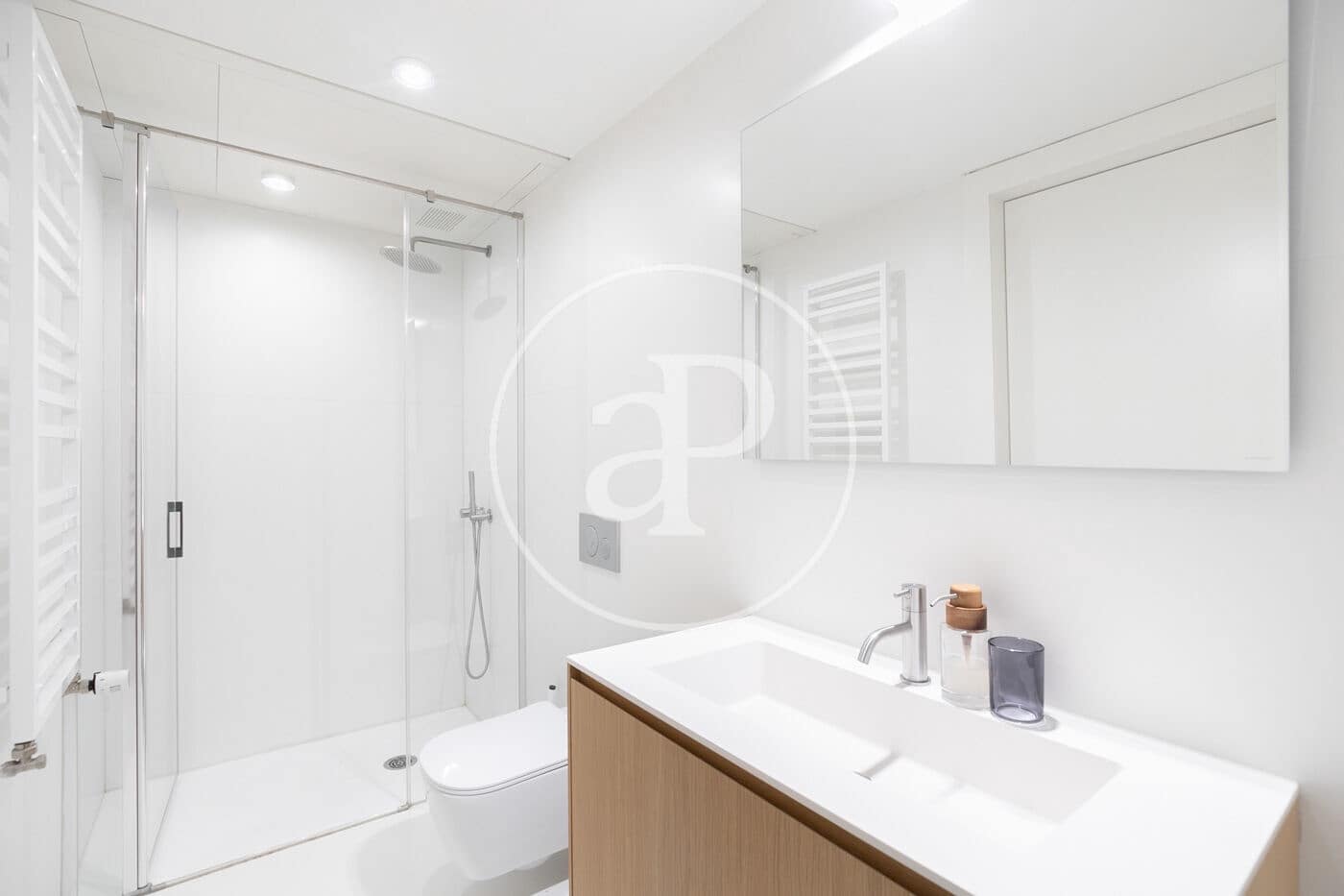 4 bedroom Apartment for rent in Barcelona city with pool - € 18,000 (Ref: 8729823)