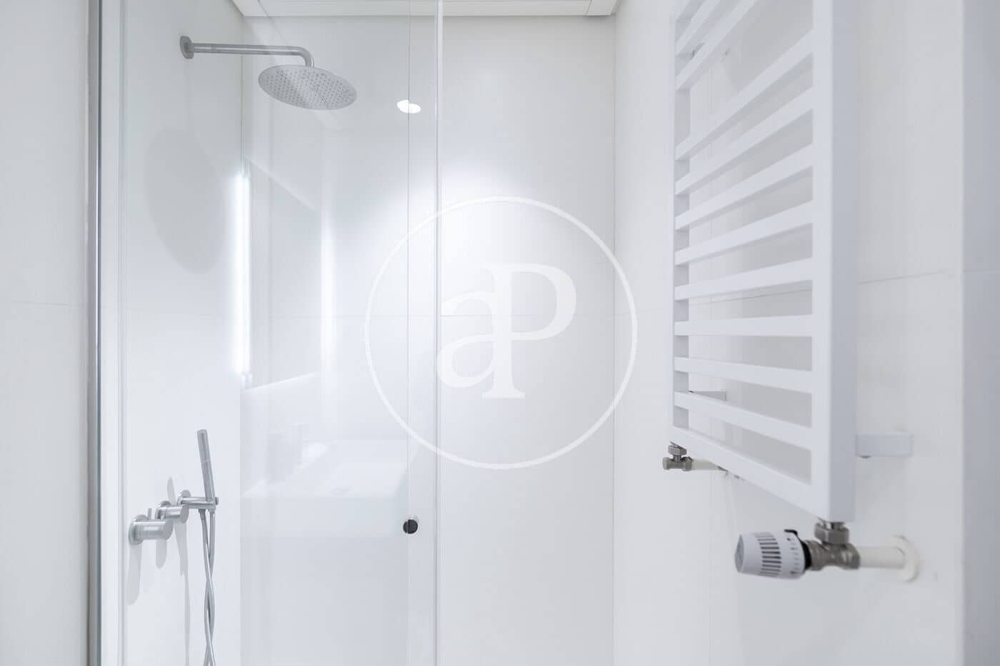 4 bedroom Apartment for rent in Barcelona city with pool - € 18,000 (Ref: 8729823)