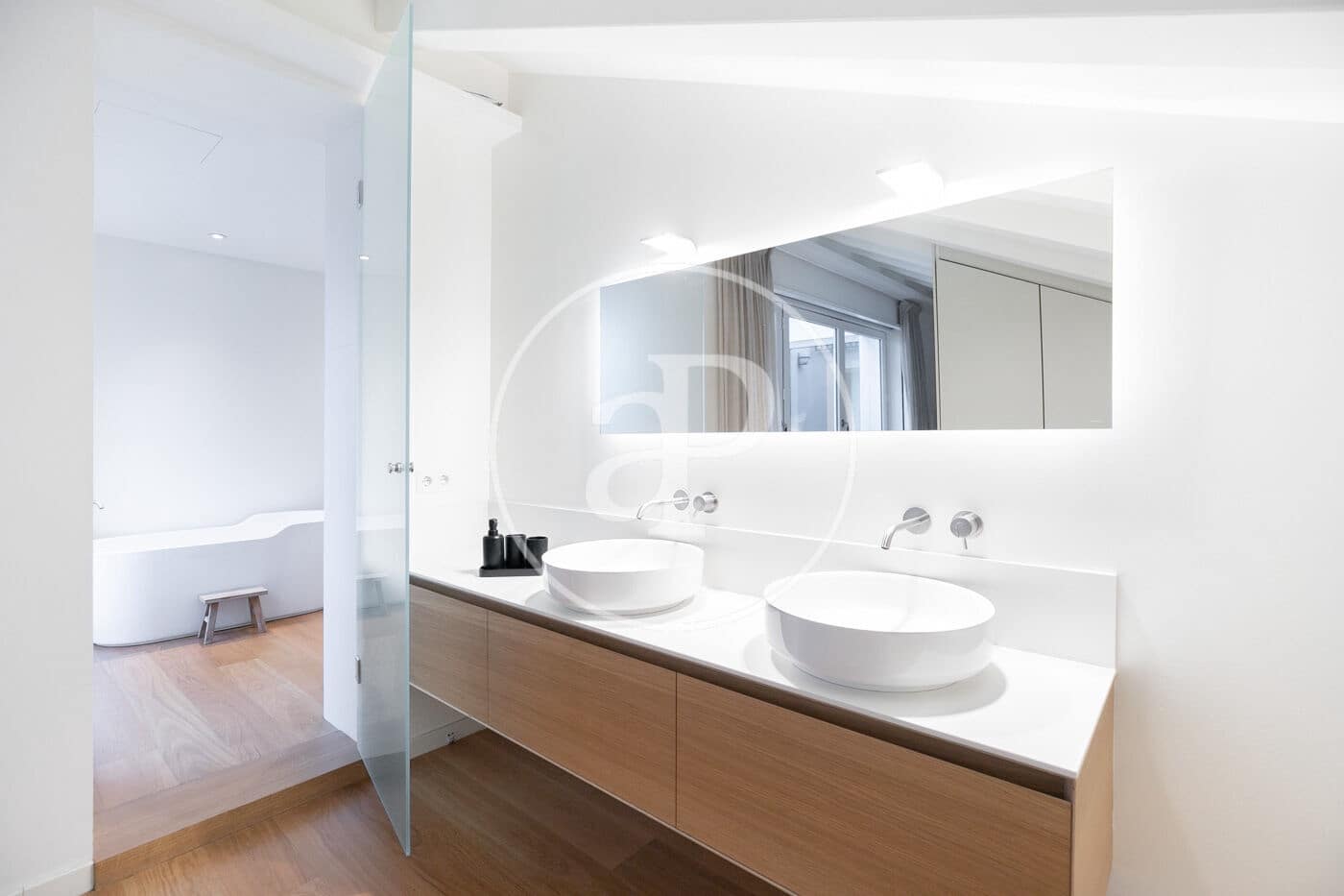 4 bedroom Apartment for rent in Barcelona city with pool - € 18,000 (Ref: 8729823)