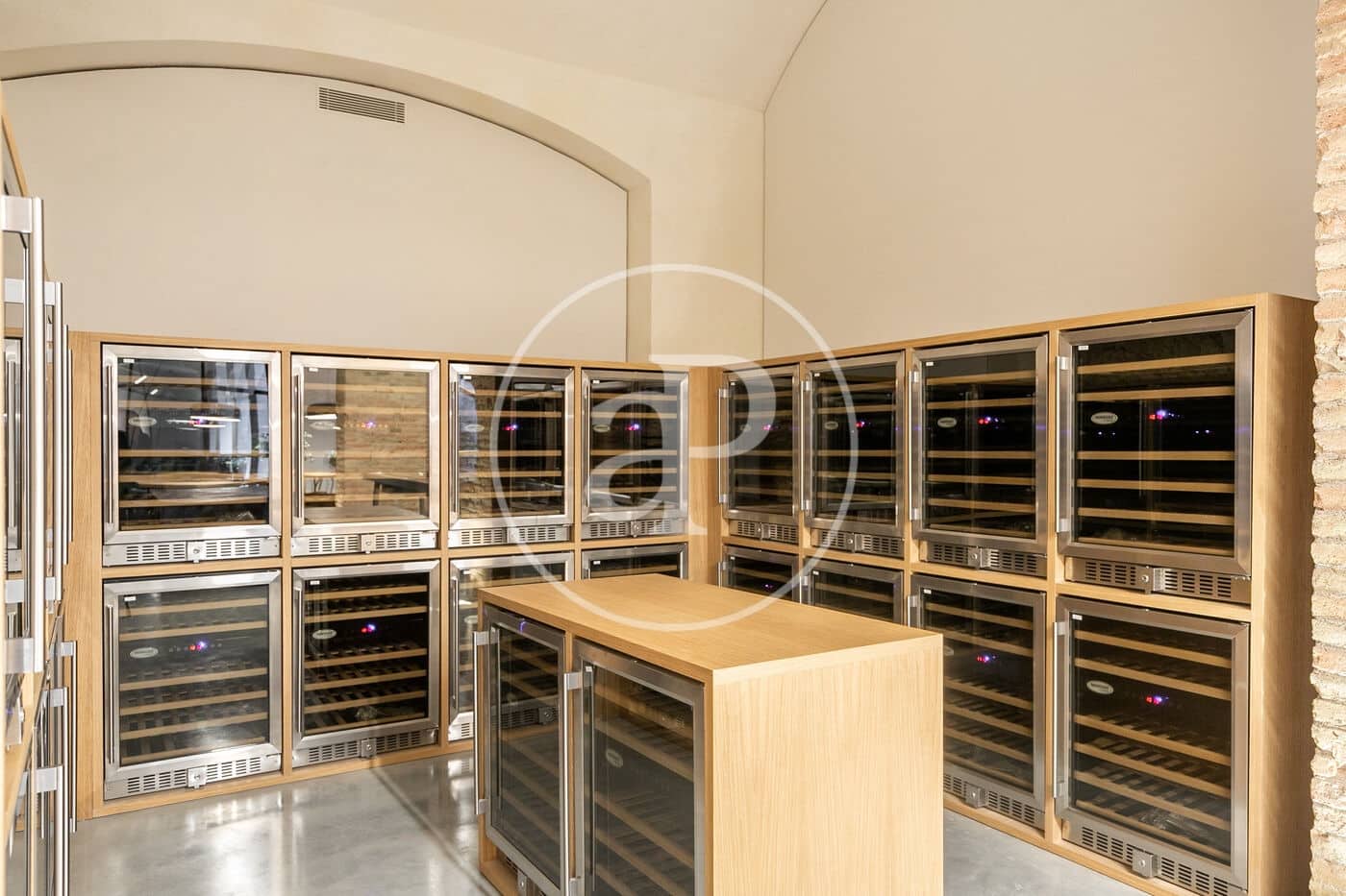 4 bedroom Apartment for rent in Barcelona city with pool - € 18,000 (Ref: 8729823)