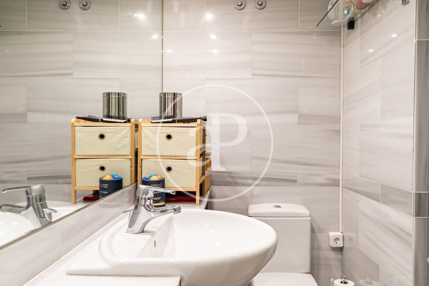 3 slaapkamer Appartement te huur in Barcelona stad met zwembad - € 4.900 (Ref: 8734529)