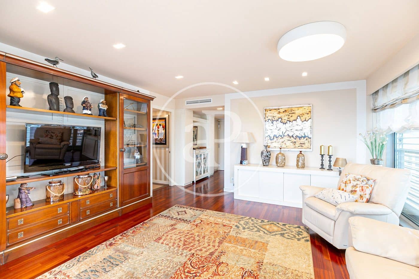 3 slaapkamer Appartement te huur in Barcelona stad met zwembad - € 4.900 (Ref: 8734529)