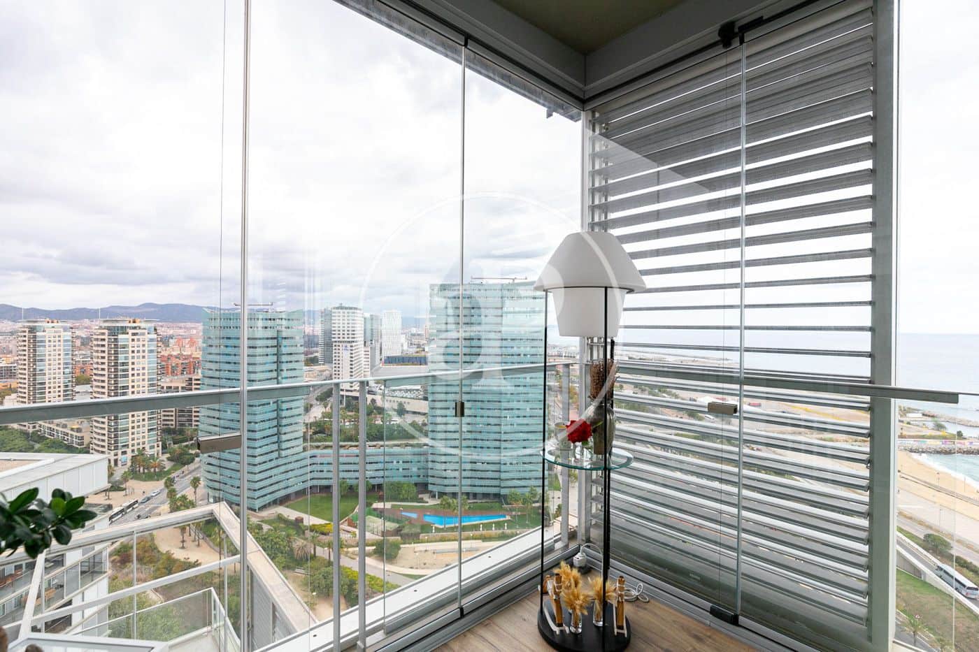 3 slaapkamer Appartement te huur in Barcelona stad met zwembad - € 4.900 (Ref: 8734529)